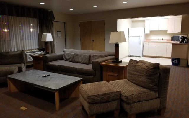 The Rockwell Inn (formerly the Lexington at Jackson Hole Hotel & Suites)
