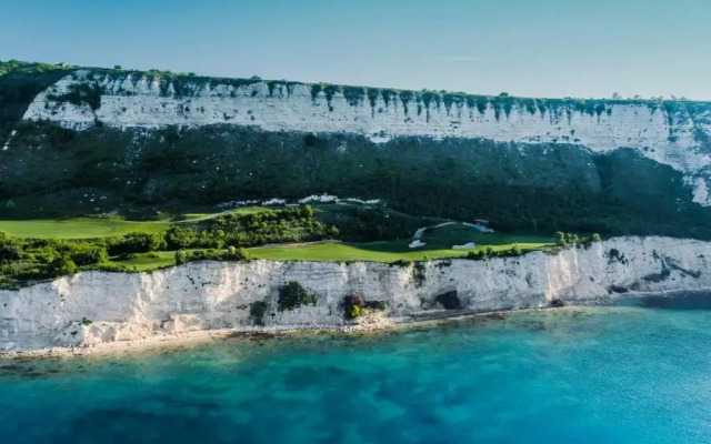 Thracian Cliffs Owners Apartments