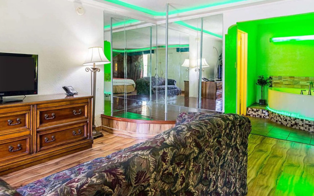 Magnuson Hotel Little Rock South