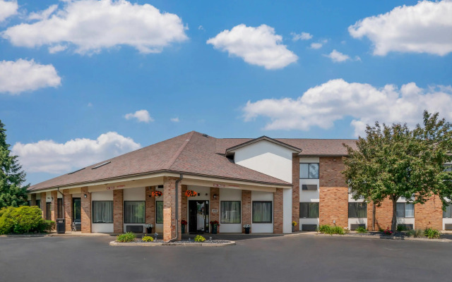 Quality Inn Grand Rapids South-Byron Center