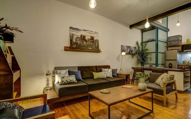 Old School Apartment by Mr.W