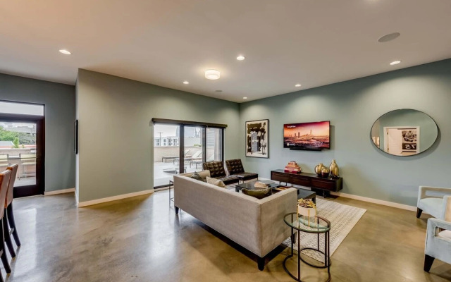 Stay Alfred at The James