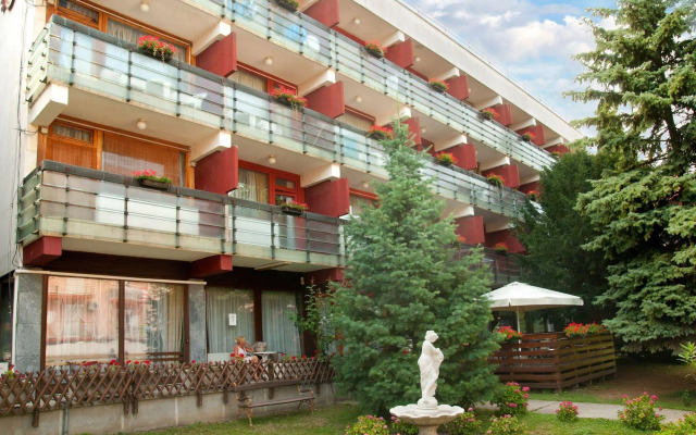 Majerik Hotel