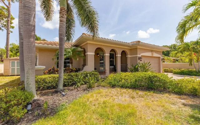 Sapphire Shores 3 Bedroom Home
