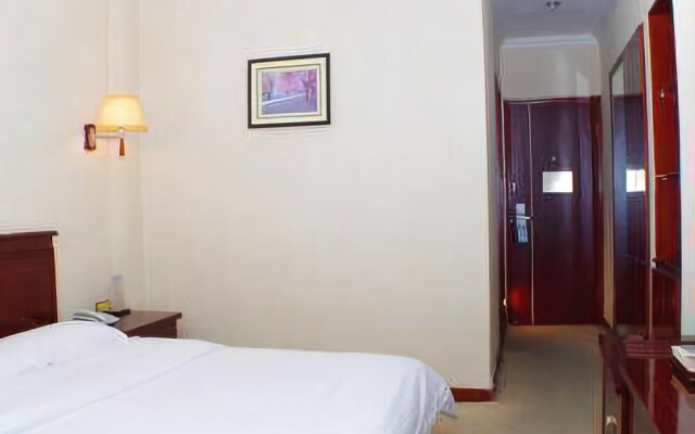 Lanzhou Huachen Hotel