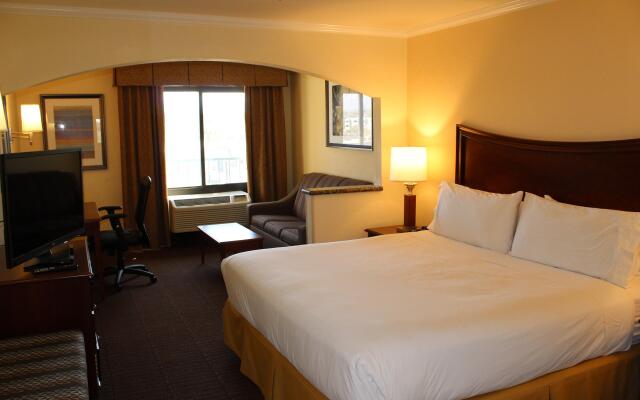 Holiday Inn Express & Suites Tucson Mall by IHG
