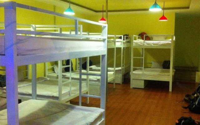 Authentic Family Homestay