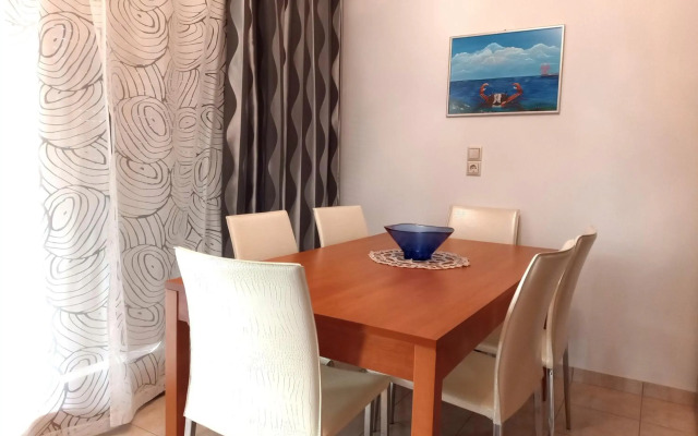 Tholos Bay Suites