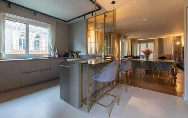 Beautiful 2-bed Apartment in Torino