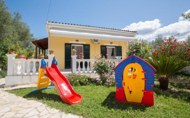 Kariá Holiday Home