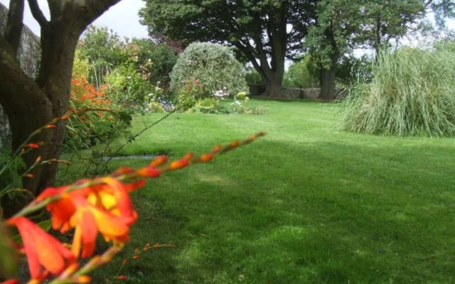 The Old School House