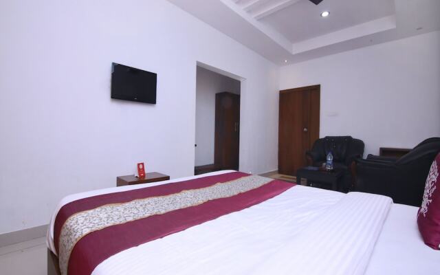 OYO 11374 Hotel Pearl View Residency