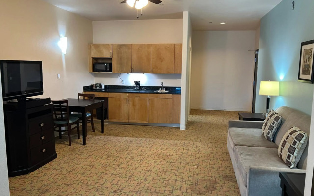 Sunchase Inn & Suites