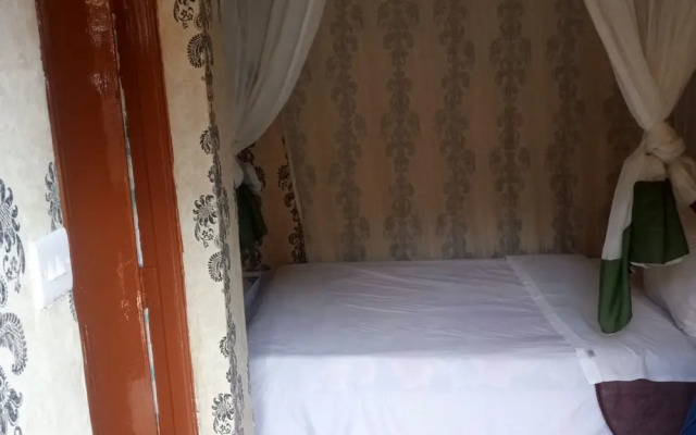 Golden Bay Hotel