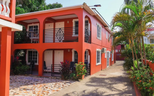 Paradise On The Rocks Hotel