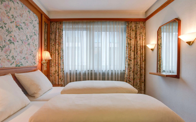 Centro Hotel Stern, Trademark Collection by Wyndham