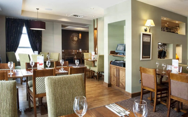 Premier Inn Croydon Town Centre