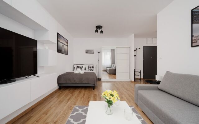 Bright Studio Legnicka by Renters