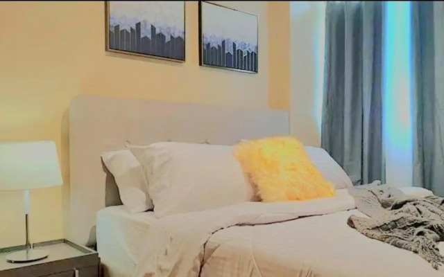 Lancris Residences -Condo 2 Bedrooms, 1 Bathroom, Livingroom and Kitchen