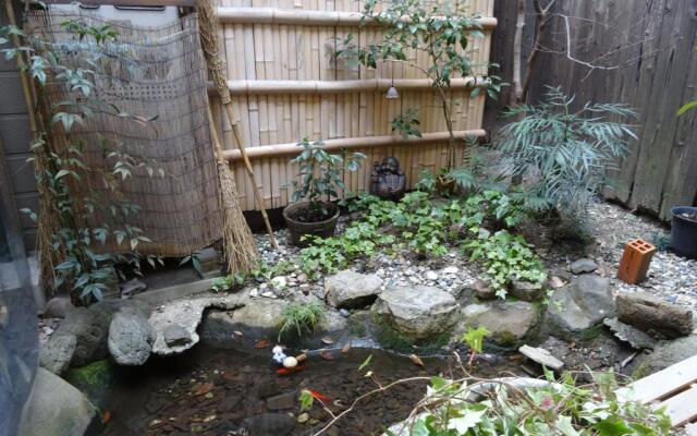 Guest House Rakuen