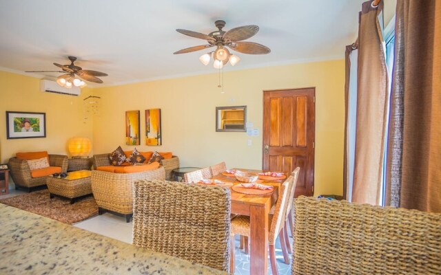 Margaritas 306 2 Bedroom Condo by Redawning