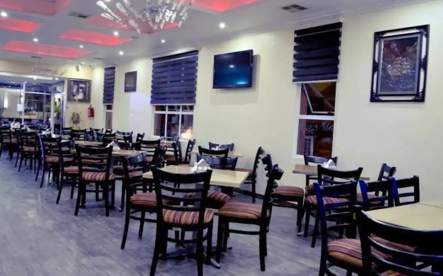 McDonalds Boutique Hotel