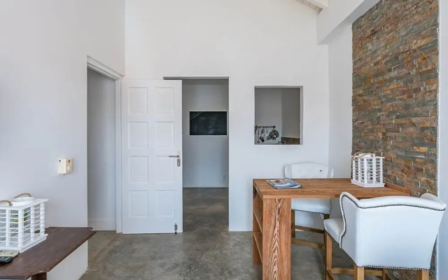 PM78 Boutique Apartments