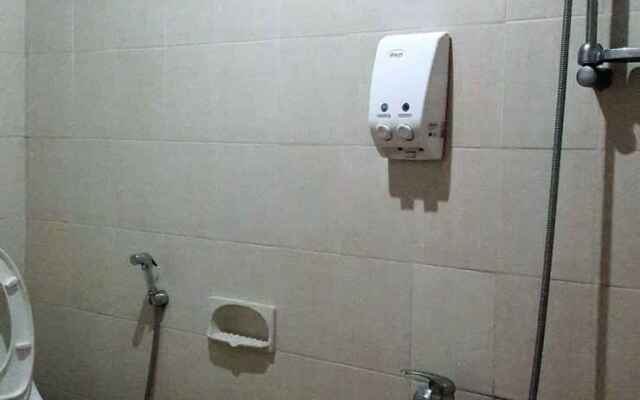 RELIC ROOM House of plants