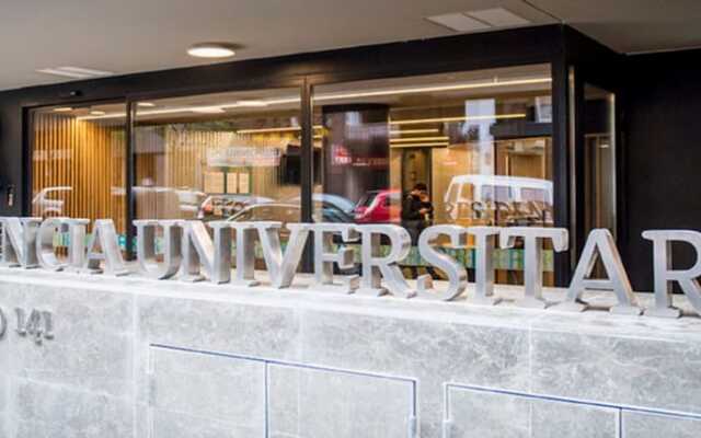 Residencia Universitaria Resa Claudio Coello - Campus Accomodation