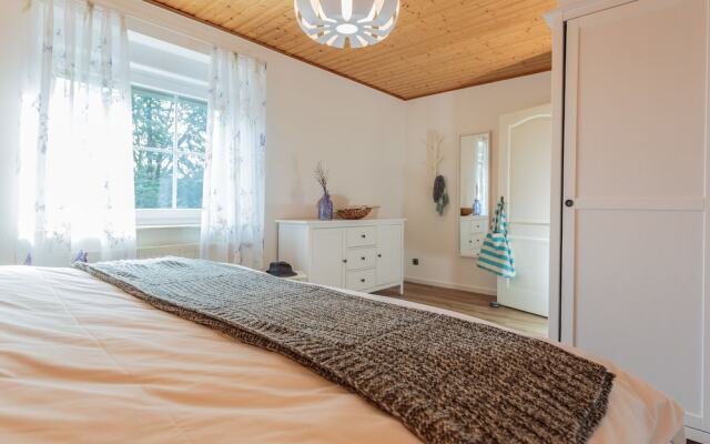 Schwalbe in der Heide