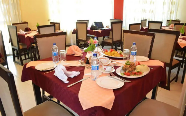 Royal City Garden Hotel