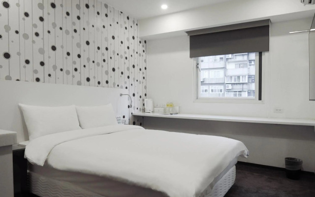 CHECK inn Express Taipei YongKang