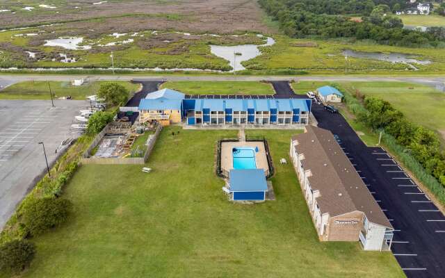 Rodeway Inn at Somers Cove Marina