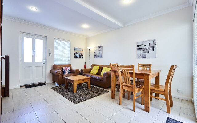 Fremantle Townhouse u/5