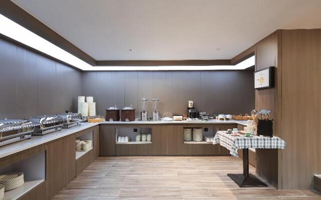 Hanting Hotel Nanjing Shangyuanmen Metro Station