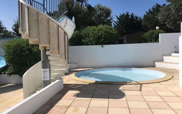 Camping à la Corniche