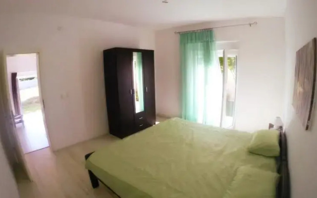 Apartment Nina