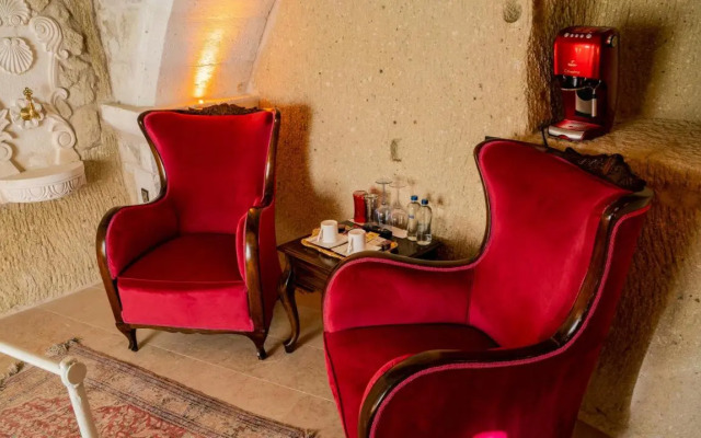 Elika Cave Suites Hotel &amp; SPA