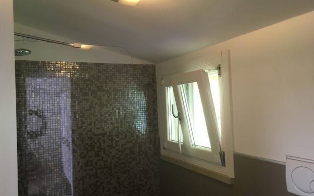 Modern Apartment With Large Terrace Malcesine