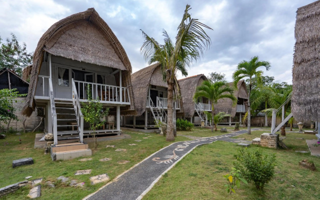 Mushroom Beach Bungalow