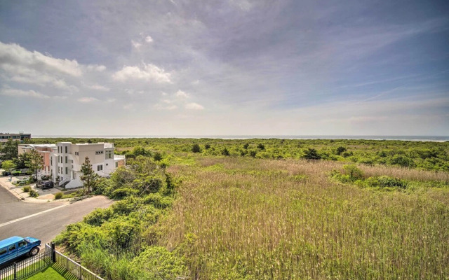 Welcoming Brigantine Condo w/ Ocean Views!
