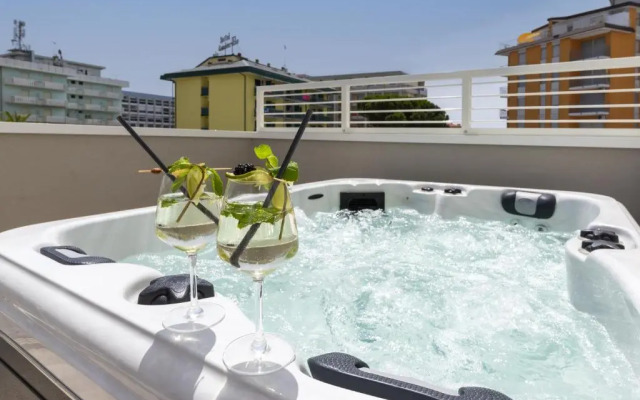 Life Hotel 4 Superior