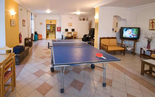 Hotel Makarios