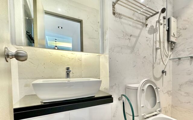 Silverscape Residence