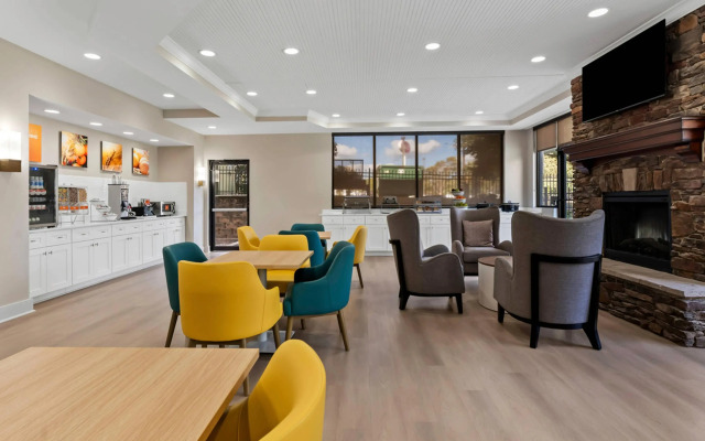 Comfort Suites Augusta Riverwatch