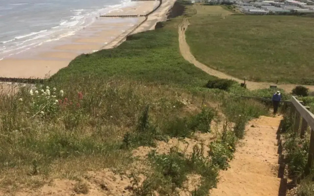 Huge6BedroomHouse in Sheringham