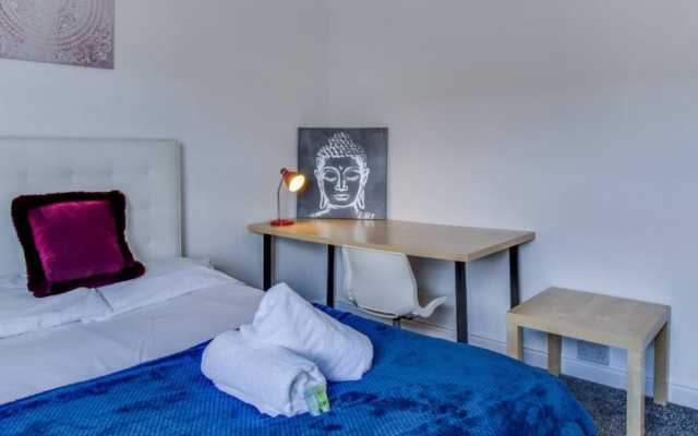 House Accommodation - Coventry Free Parking