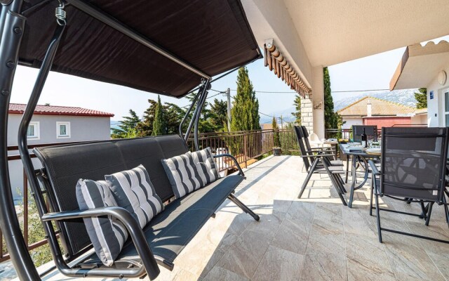 Nice Apartment in Rovanjska With Wifi and 2 Bedrooms