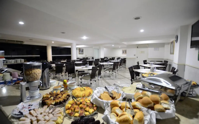 Cedro Hotel