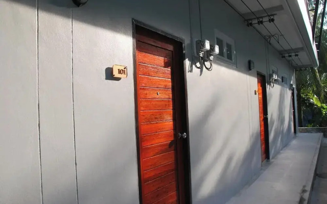 Snooze Inn Phuket